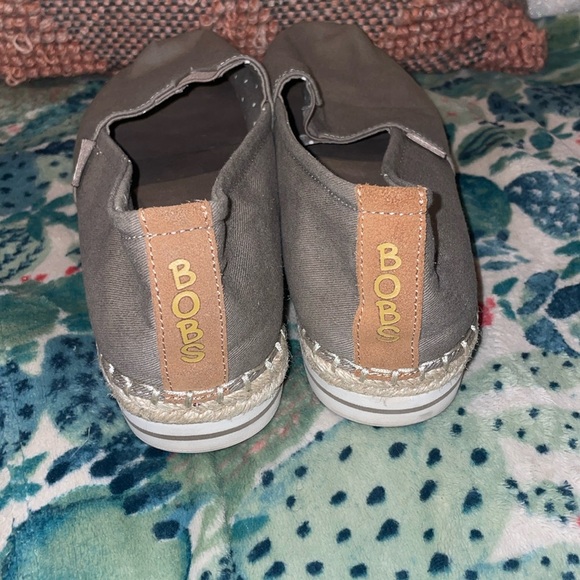 Bobs - Picture 4 of 8